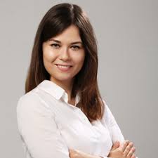 Porträt: Alicja Niewiadoma, LL.M.