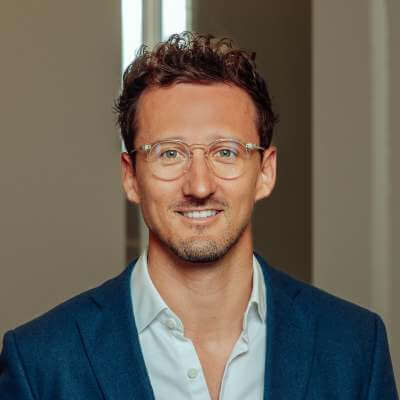 Porträt: Dr. Klaus Pateter, LL.M.